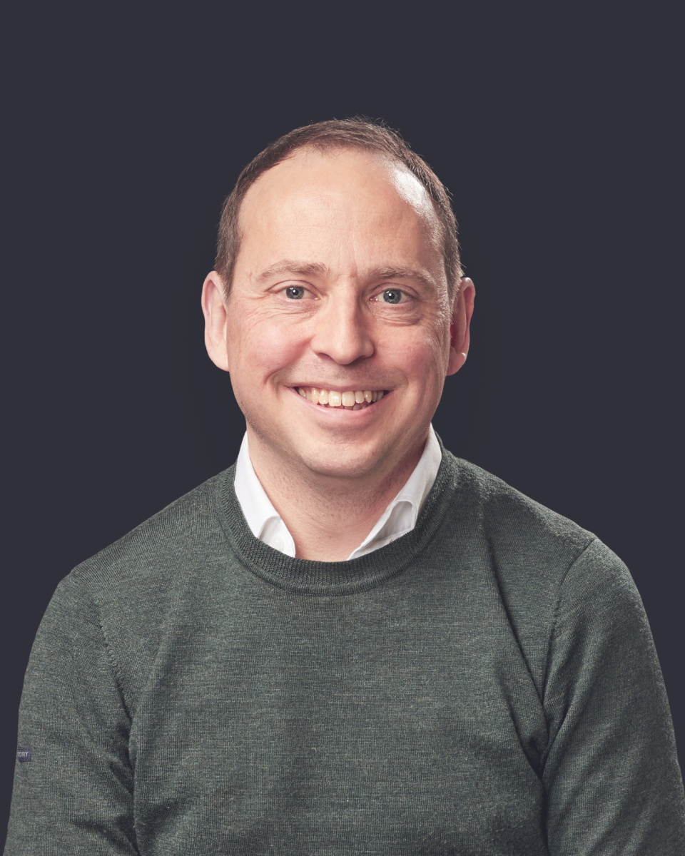 Dr Mark Reilly